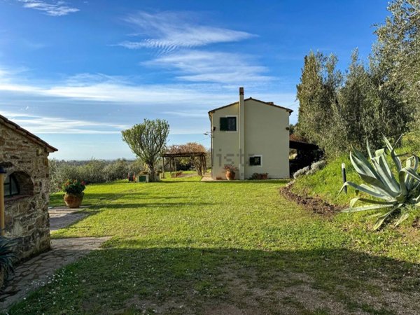 casa indipendente in vendita a Castagneto Carducci