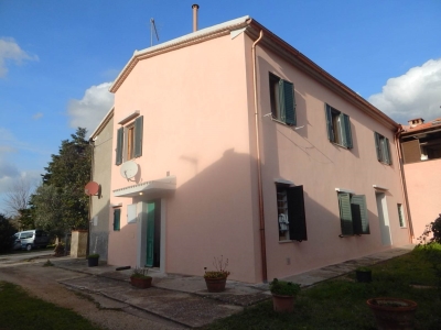 appartamento in vendita a Castagneto Carducci in zona Donoratico