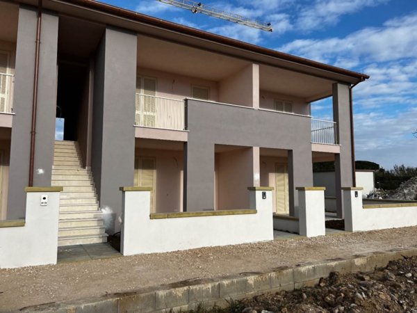 appartamento a Castagneto Carducci in zona Marina di Castagneto Carducci