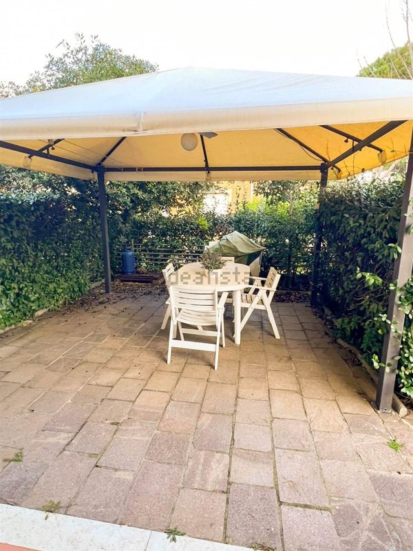 appartamento a Castagneto Carducci in zona Marina di Castagneto Carducci