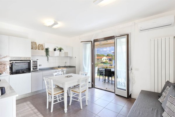 appartamento a Castagneto Carducci in zona Marina di Castagneto Carducci