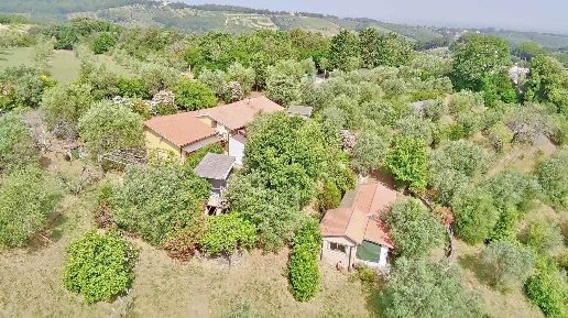 casa indipendente in vendita a Castagneto Carducci