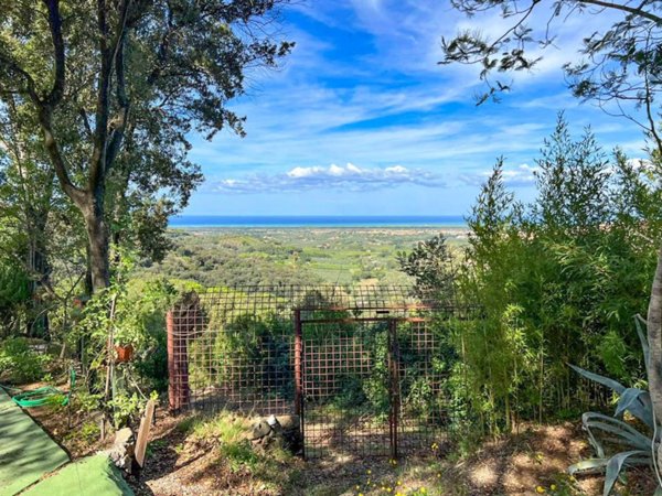 casa indipendente in vendita a Castagneto Carducci