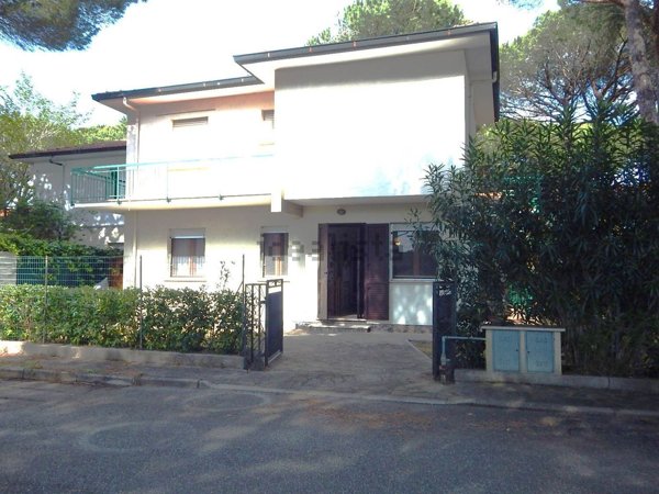 appartamento a Castagneto Carducci in zona Marina di Castagneto Carducci