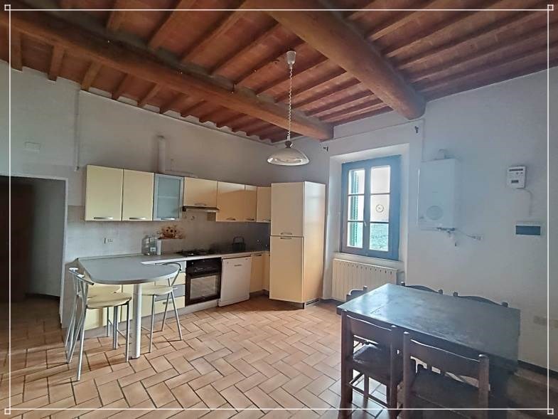 appartamento a Castagneto Carducci in zona Marina di Castagneto Carducci