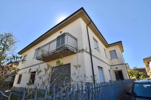 casa indipendente in vendita a Castagneto Carducci