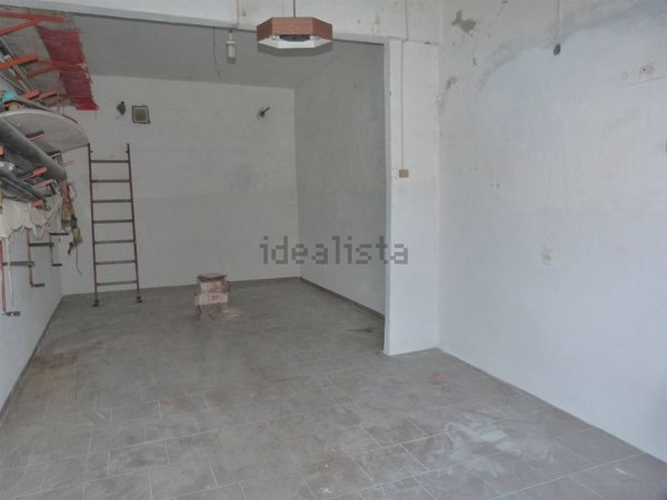 locale di sgombero in vendita a Castagneto Carducci in zona Donoratico