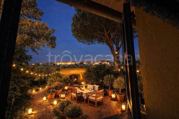 casa indipendente in vendita a Castagneto Carducci