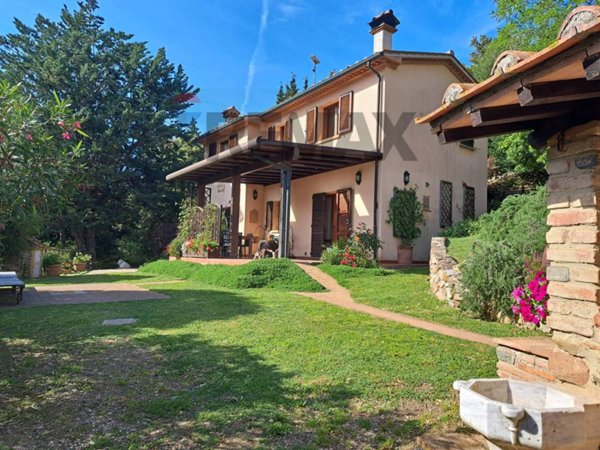 casale in vendita a Castagneto Carducci