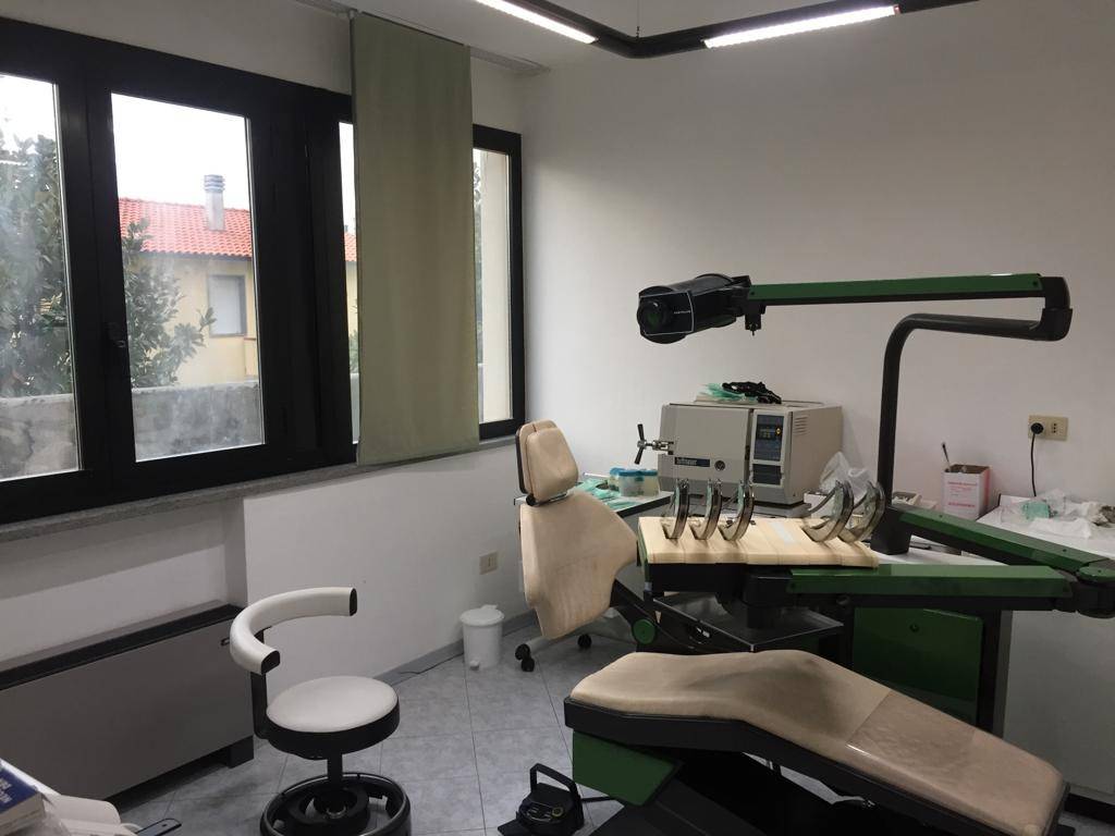 ufficio in vendita a Castagneto Carducci in zona Donoratico