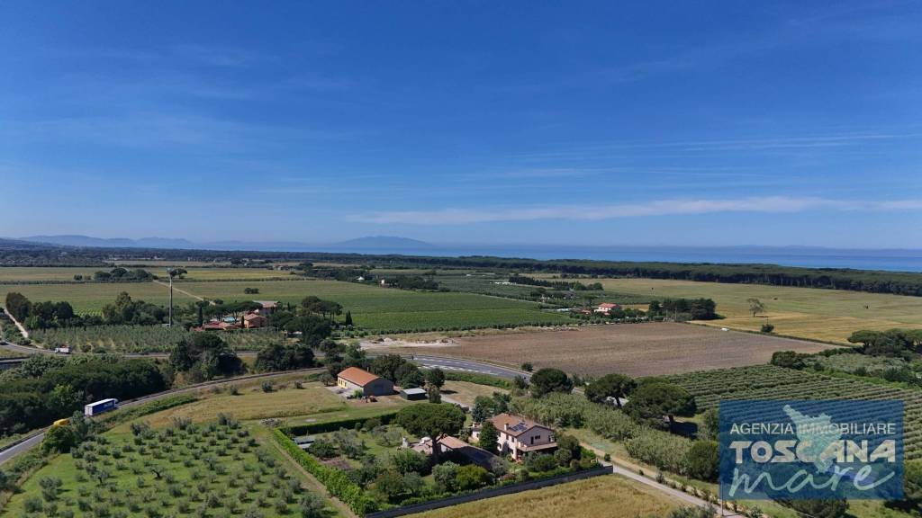 casa indipendente in vendita a Castagneto Carducci in zona Donoratico
