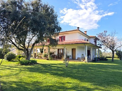 casa indipendente in vendita a Castagneto Carducci