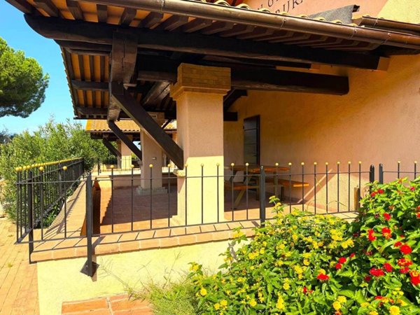 casa indipendente in vendita a Castagneto Carducci