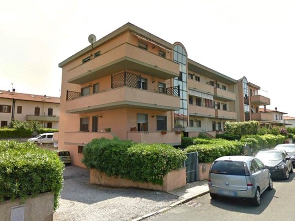 appartamento in vendita a Cecina