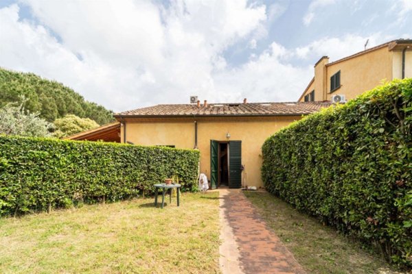 appartamento in vendita a Cecina