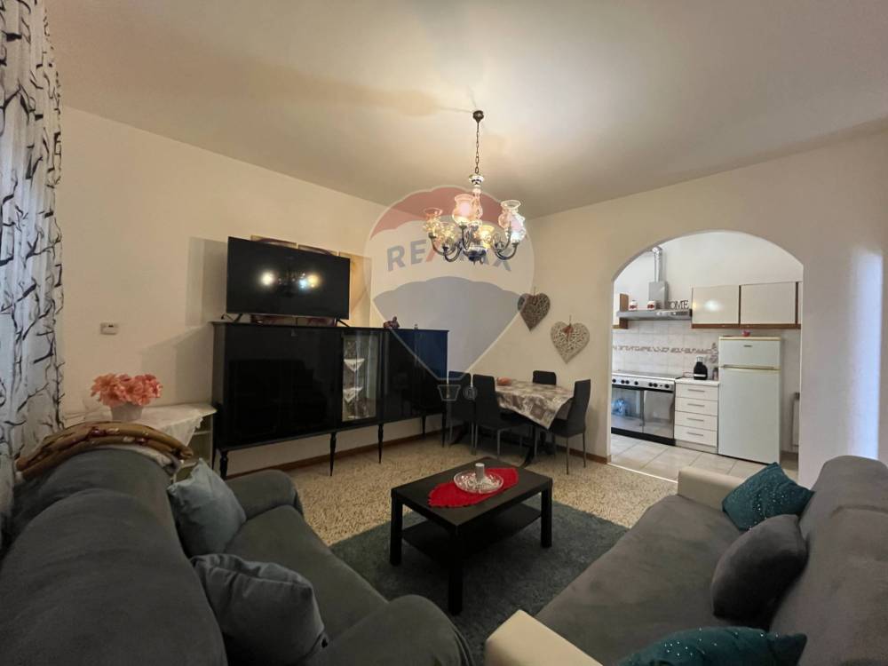 casa indipendente in vendita a Cecina