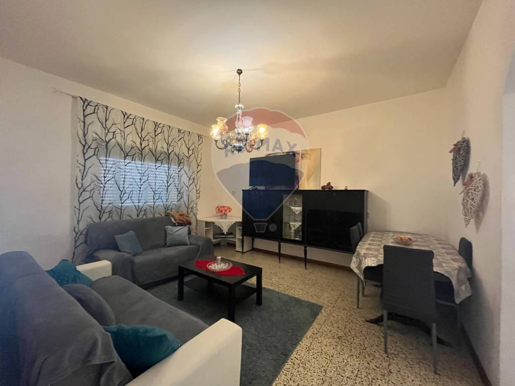 casa indipendente in vendita a Cecina