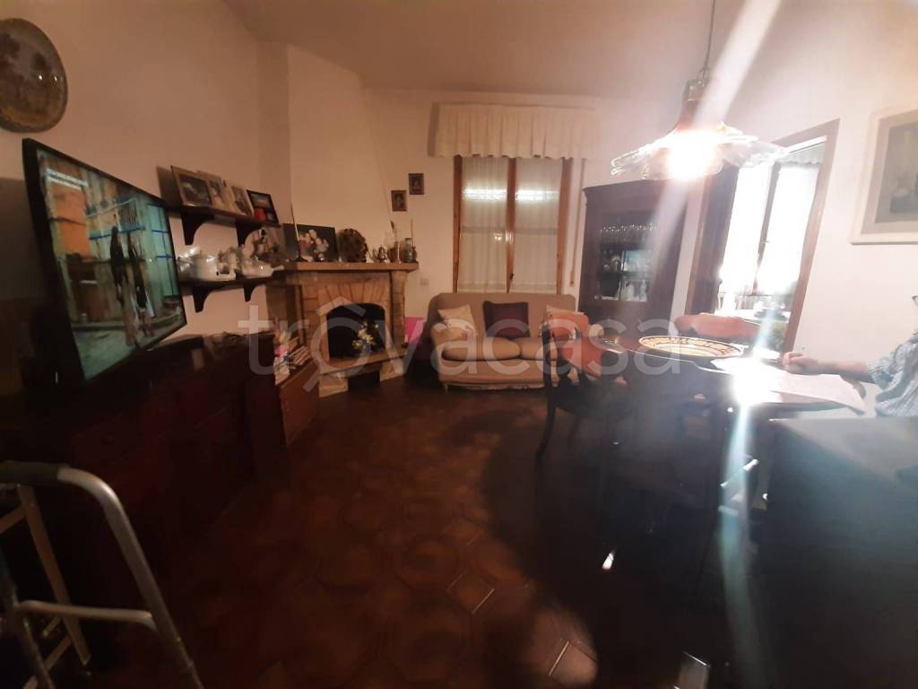 appartamento in vendita a Cecina