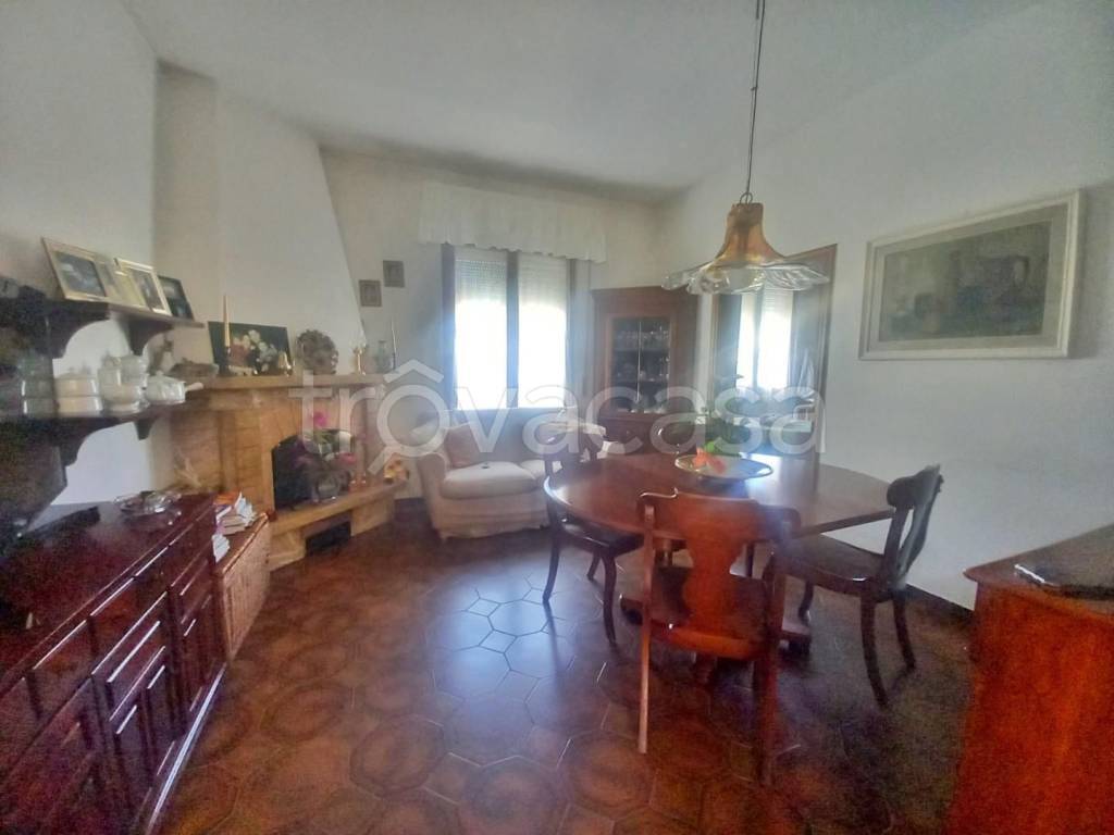 appartamento in vendita a Cecina