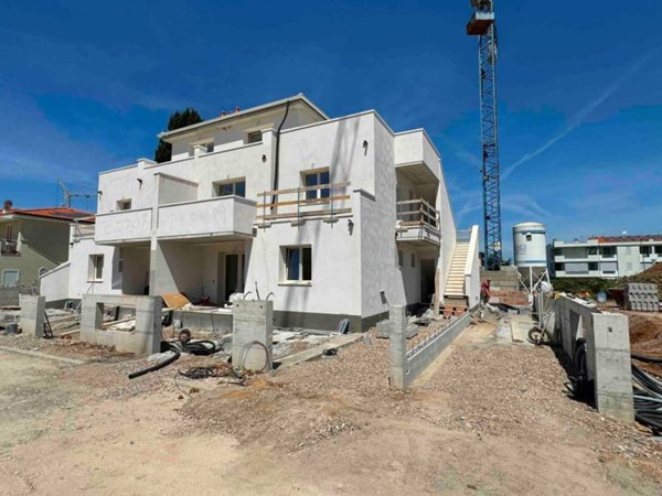 appartamento in vendita a Cecina
