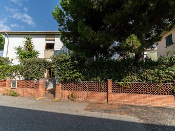 appartamento in vendita a Cecina
