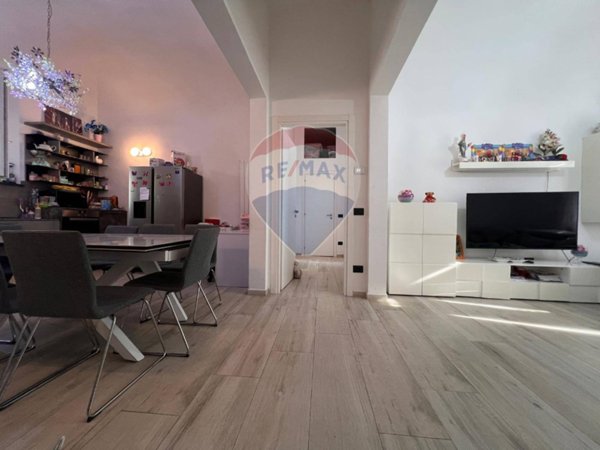 casa indipendente in vendita a Cecina