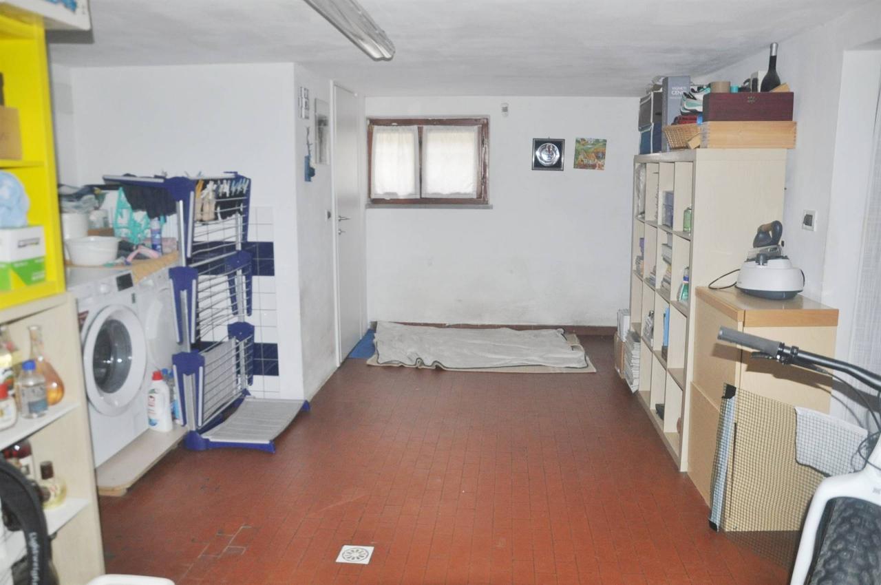 casa indipendente in vendita a Cecina