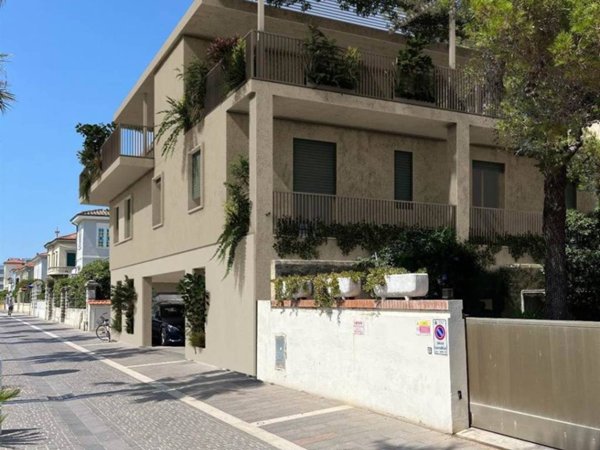 appartamento in vendita a Cecina