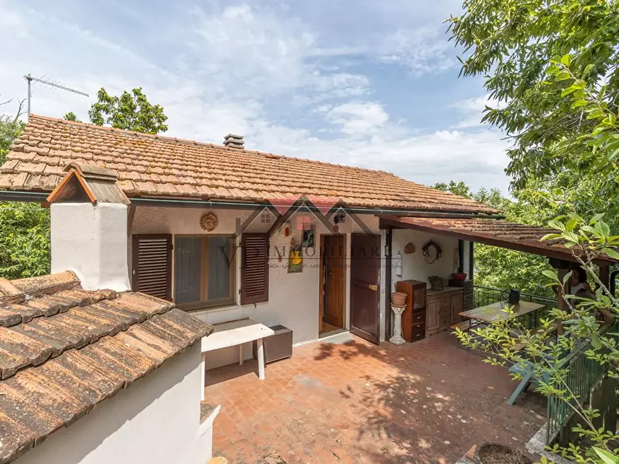 casa indipendente in vendita a Cecina
