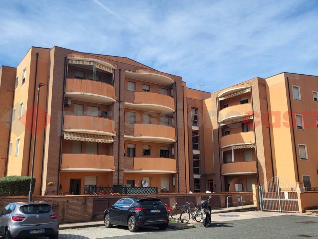 appartamento in vendita a Cecina