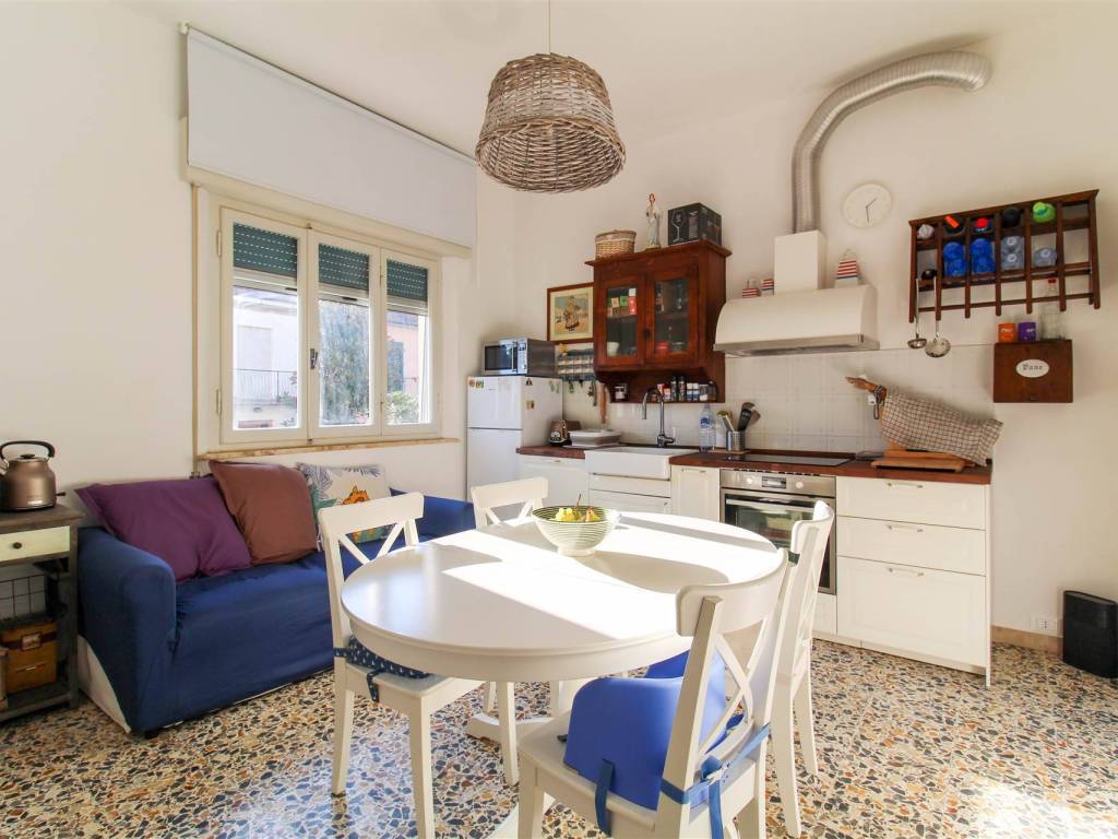 appartamento in vendita a Cecina
