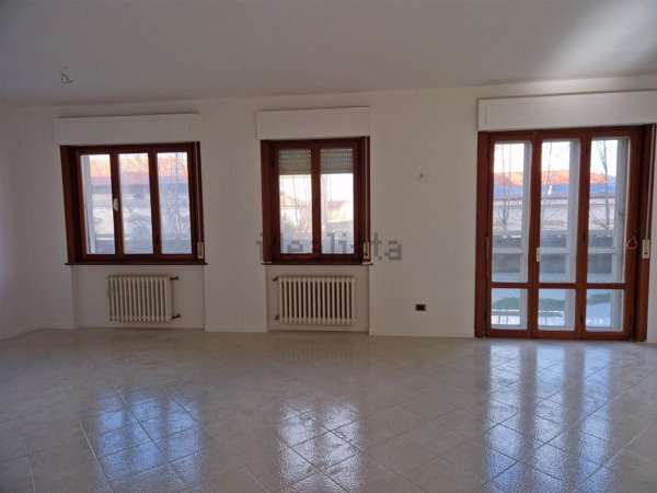 appartamento in vendita a Cecina