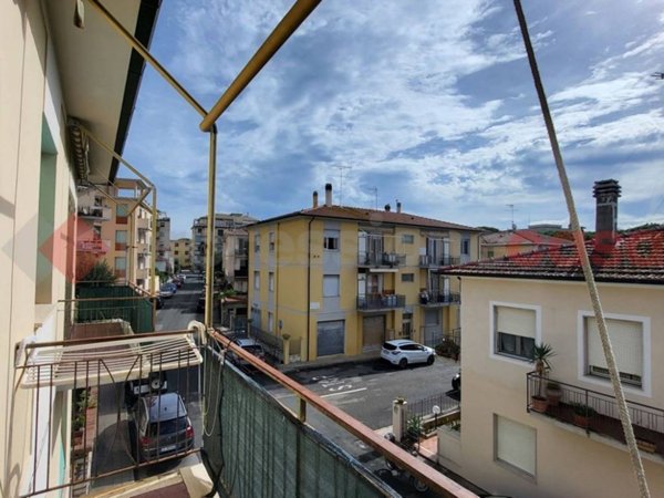appartamento in vendita a Cecina