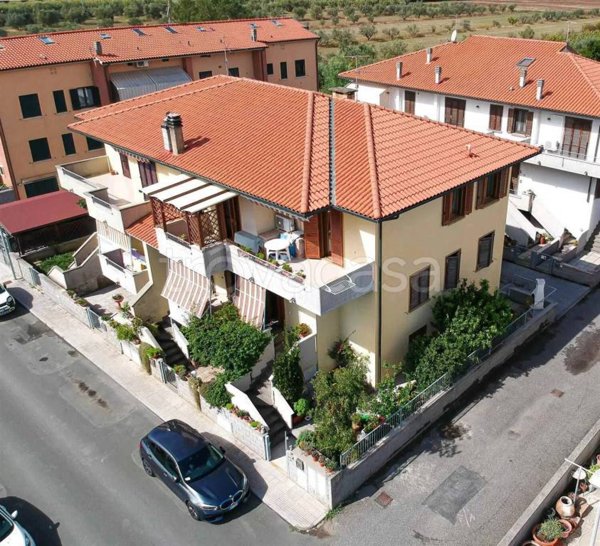 appartamento in vendita a Cecina