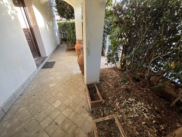 casa indipendente in vendita a Cecina