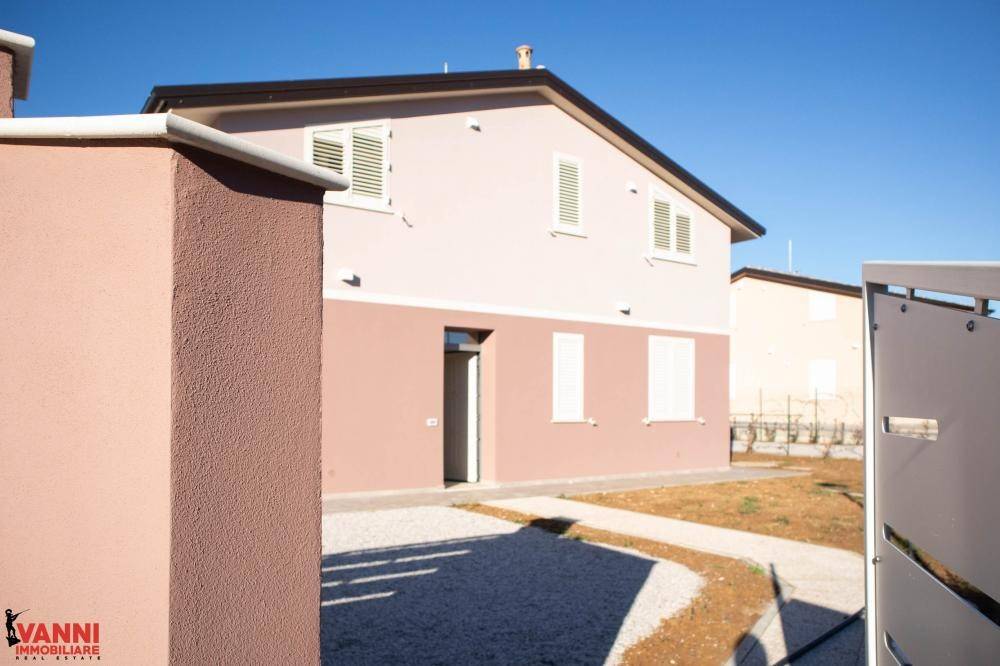 appartamento in vendita a Cecina