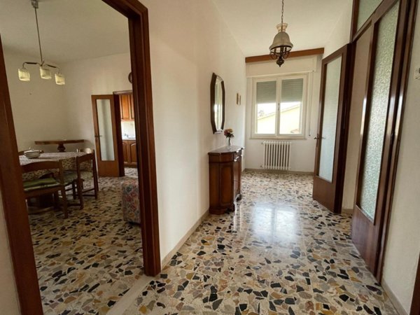 casa indipendente in vendita a Cecina