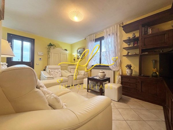 appartamento in vendita a Cecina