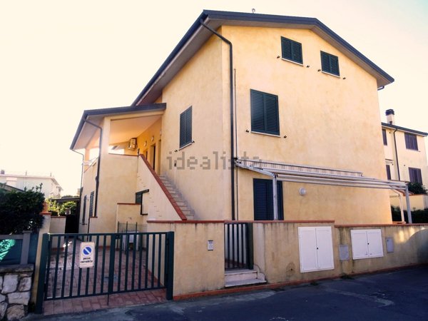 appartamento in vendita a Cecina