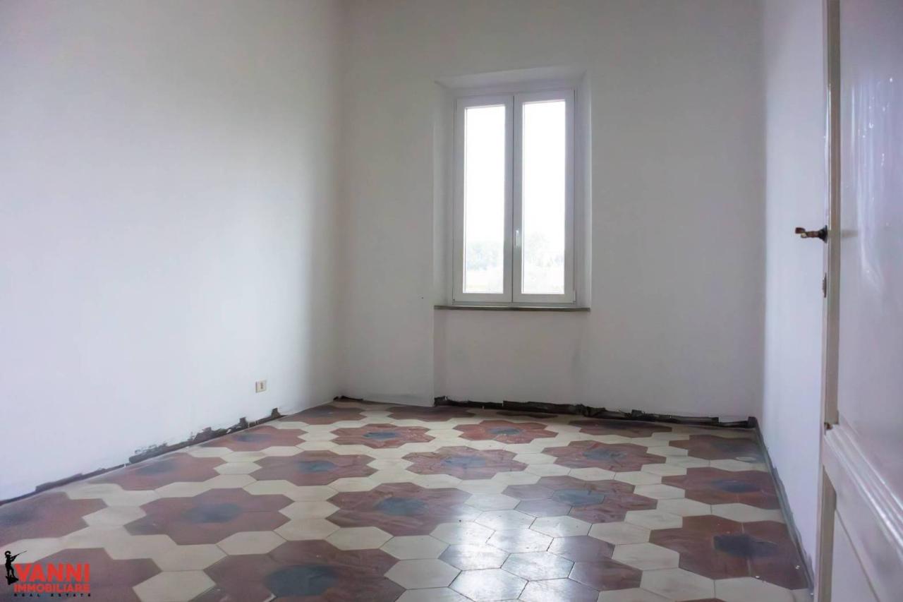 appartamento in vendita a Cecina