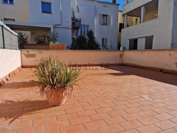 appartamento in vendita a Cecina