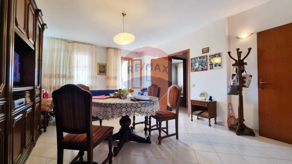 casa indipendente in vendita a Cecina