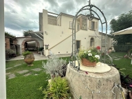 casa indipendente in vendita a Cecina