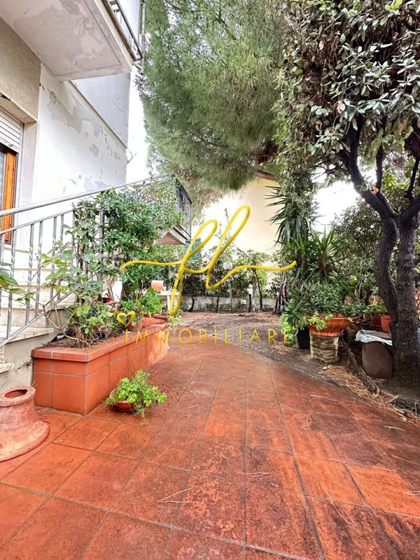 appartamento in vendita a Cecina
