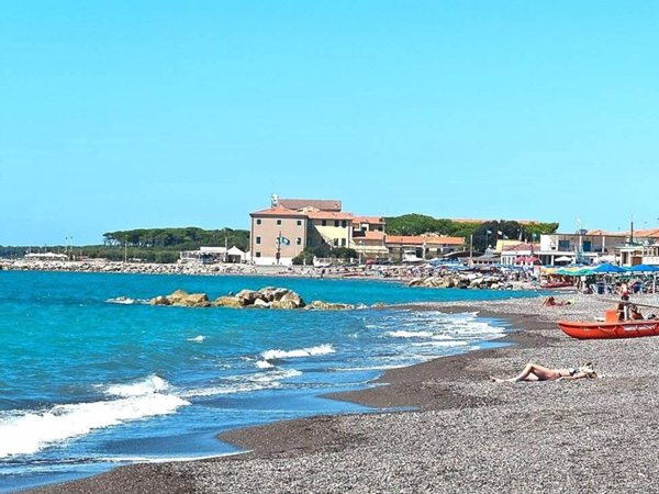 appartamento in vendita a Cecina
