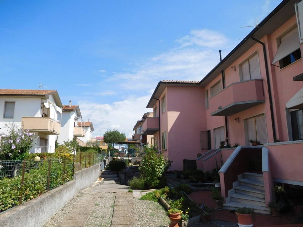 appartamento in vendita a Cecina
