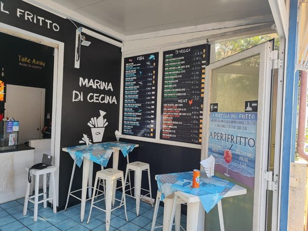 negozio in vendita a Cecina