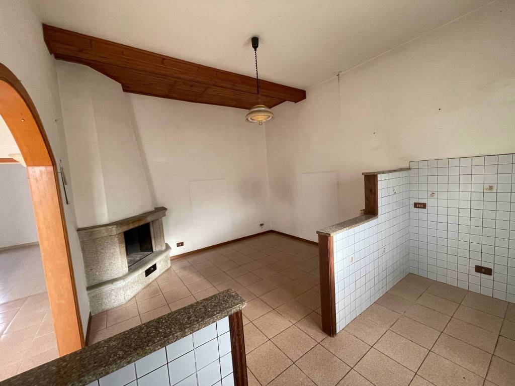 appartamento in vendita a Cecina