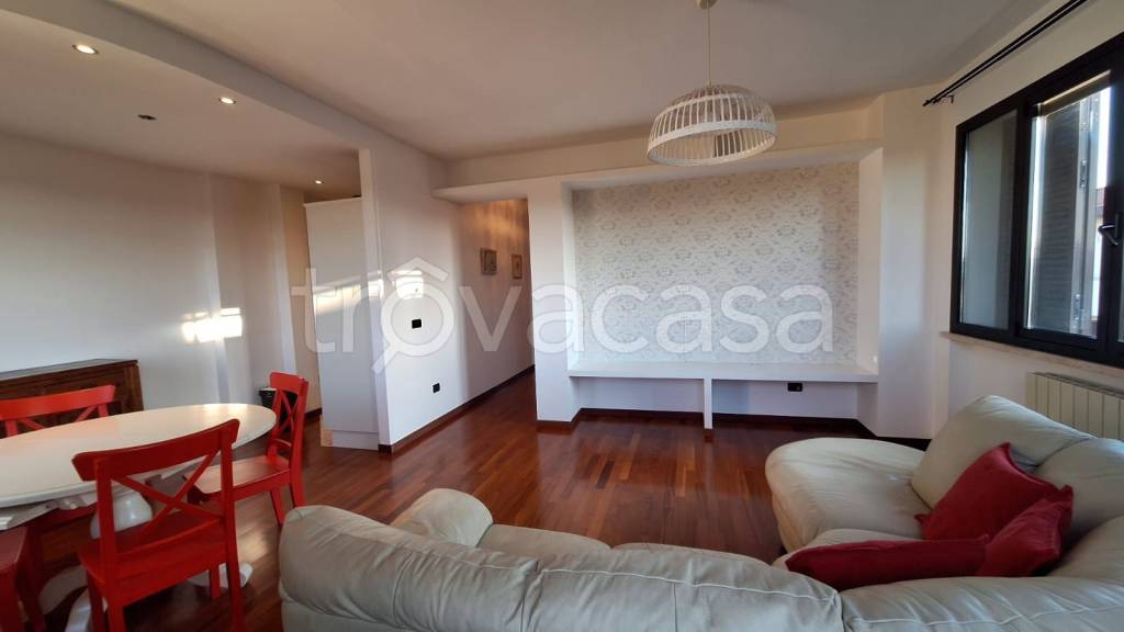 appartamento in vendita a Cecina