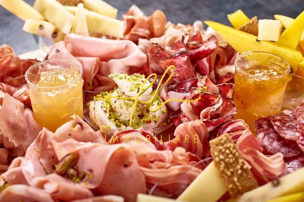 negozio in vendita a Cecina
